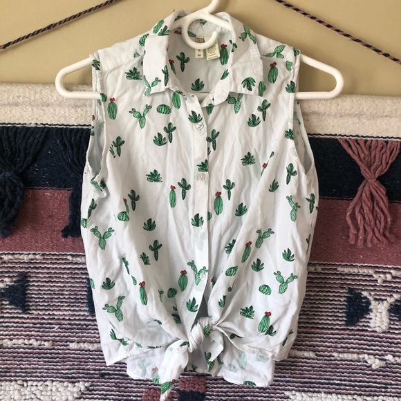 Cactus blouse 🌵 - Picture 3 of 4